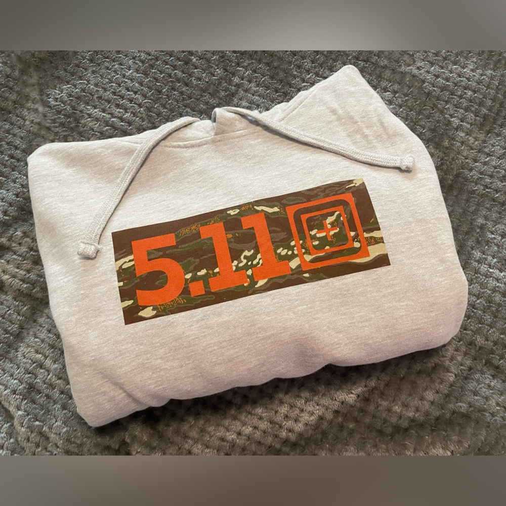 Men’s 5/11 sweatshirt